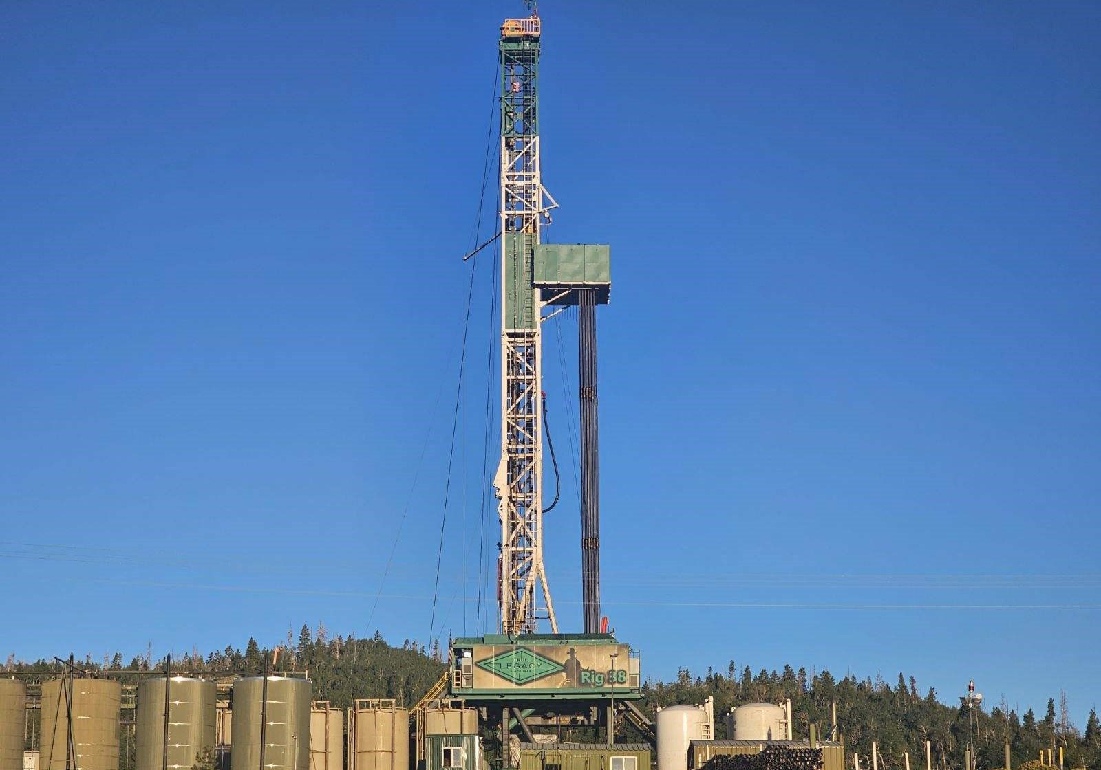 Rig-38-Mountain-View